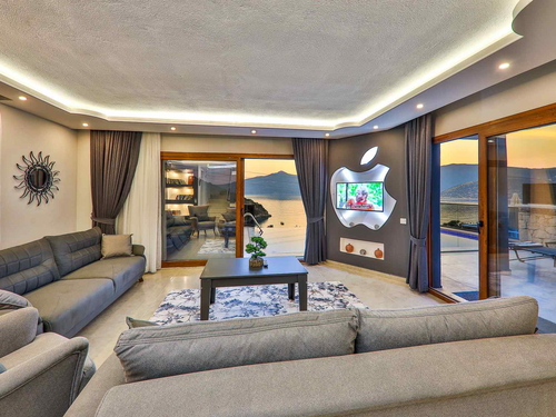  gece  -  Kasım
  | Kalkan’da Deniz Manzaralı Lüks Villa, Merkezi Konumda Rüya Tatil
